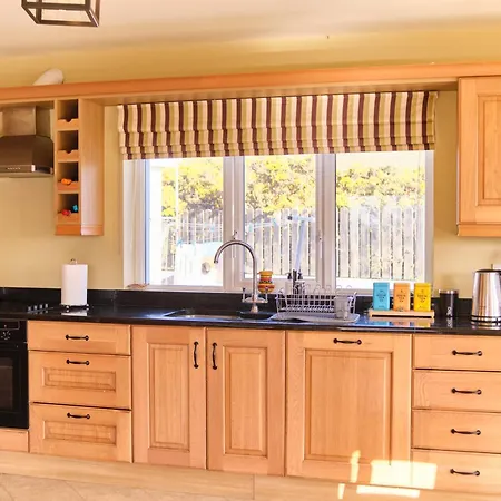 4 Bedroom House By Travel Lets Self Catering Near