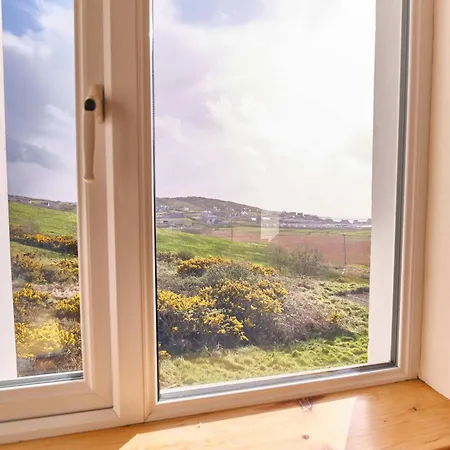 4 Bedroom House By Travel Lets Self Catering Near 別荘