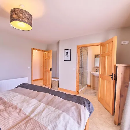4 Bedroom House By Travel Lets Self Catering Near 別荘