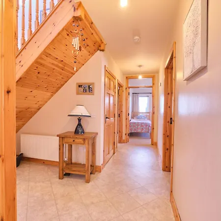 別荘 4 Bedroom House By Travel Lets Self Catering Near